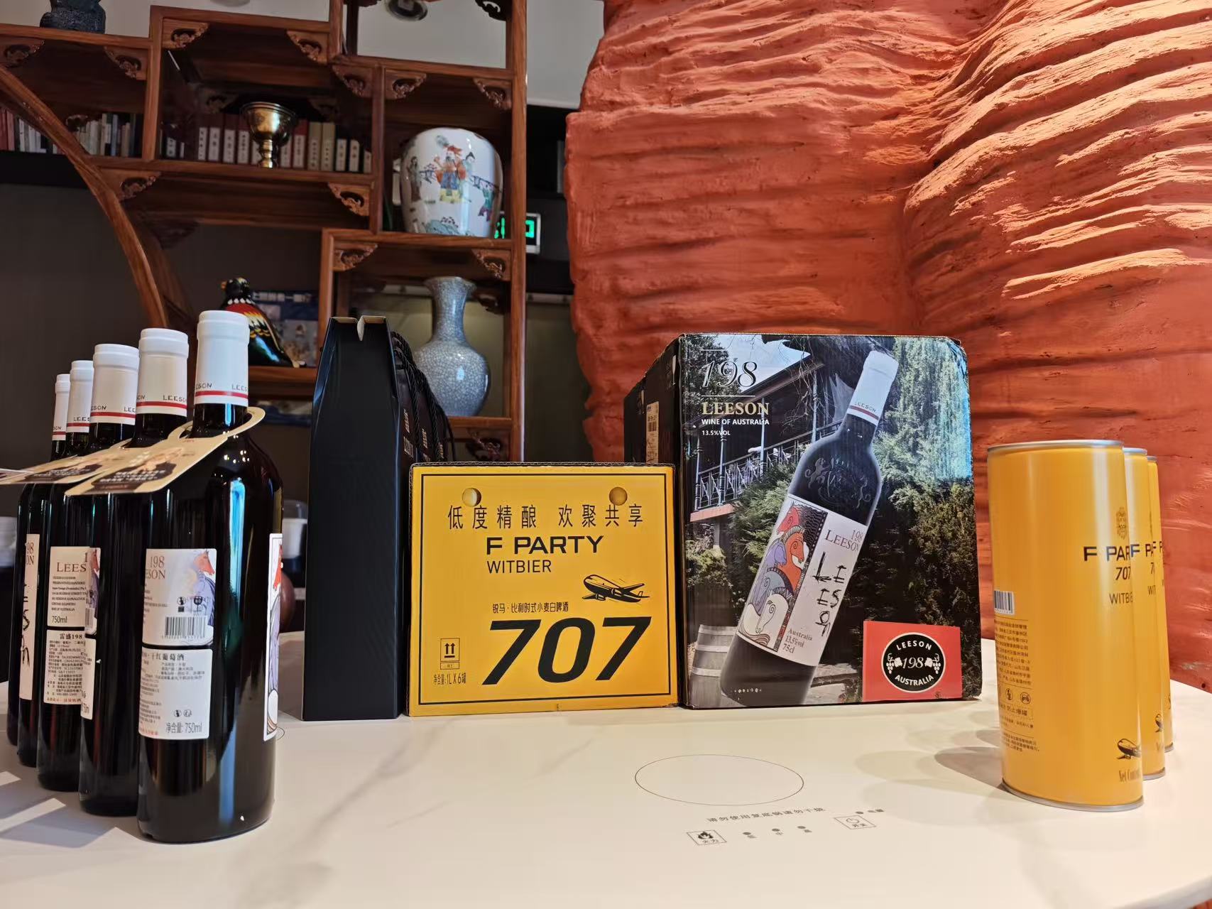 为什么越来越多人送礼、开店、团购，都选雷盛红酒？